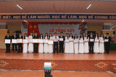 Nữ sinh Ninh Bình đạt thủ khoa khối A00 toàn quốc năm 2025